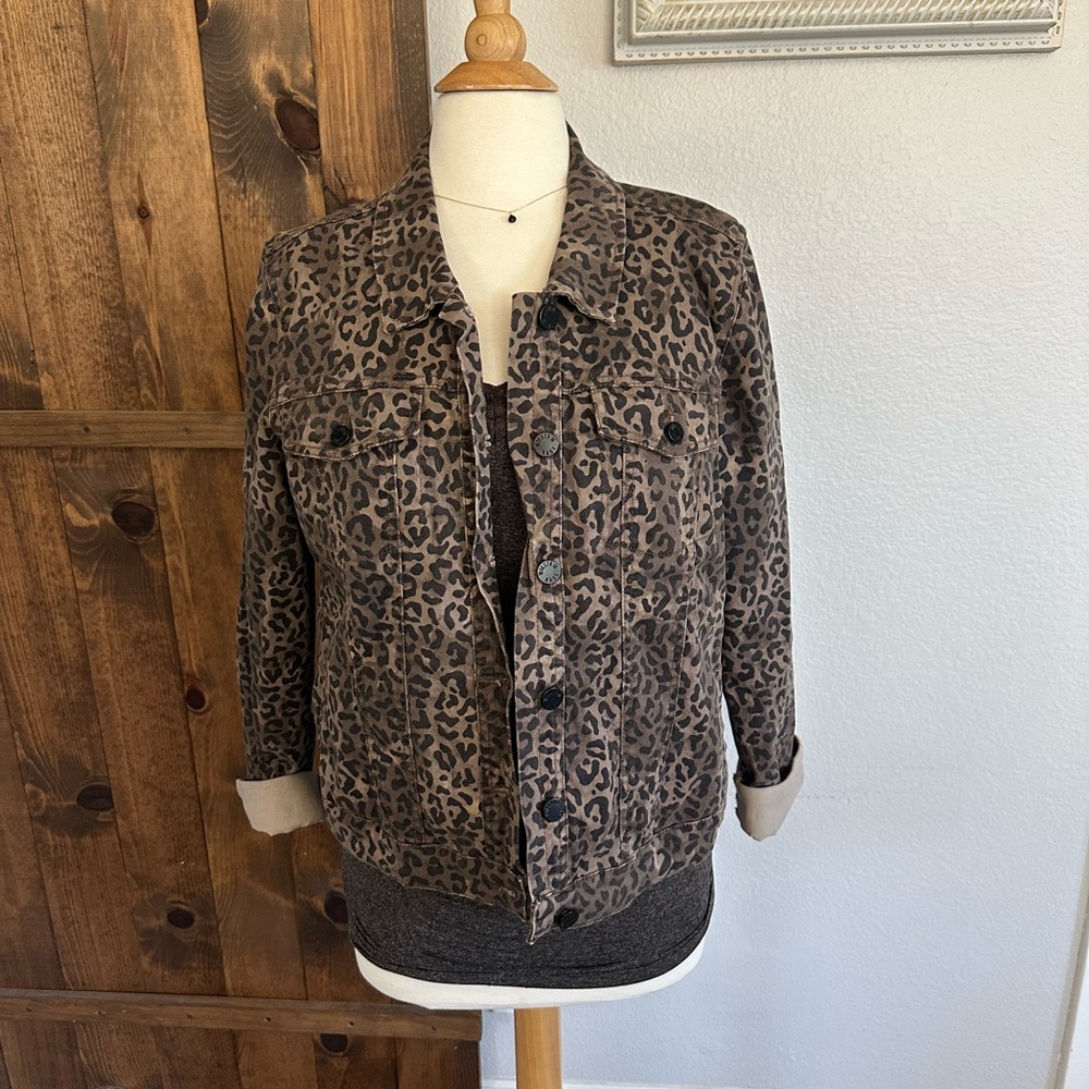 William Rast leopard denim jacket size XL